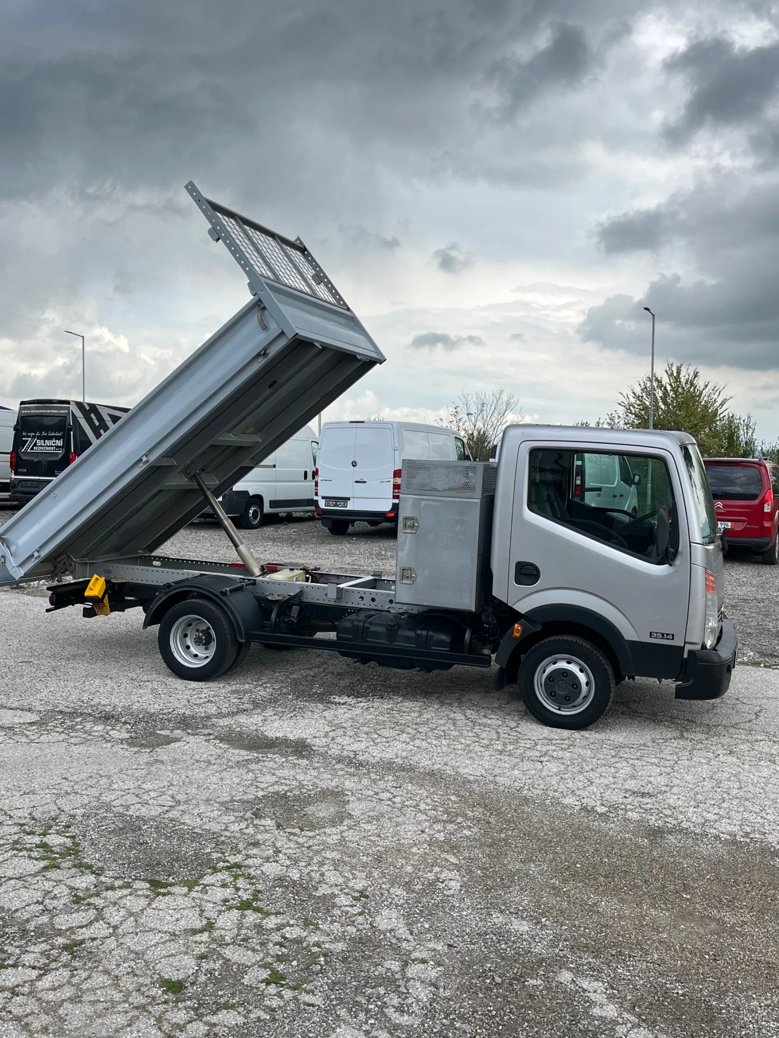 Nissan Capstar 35.14, снимка 2 - Бусове и автобуси - 54284922