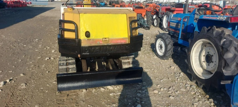 Багер Yanmar YB221 UZ, снимка 3 - Индустриална техника - 48614894