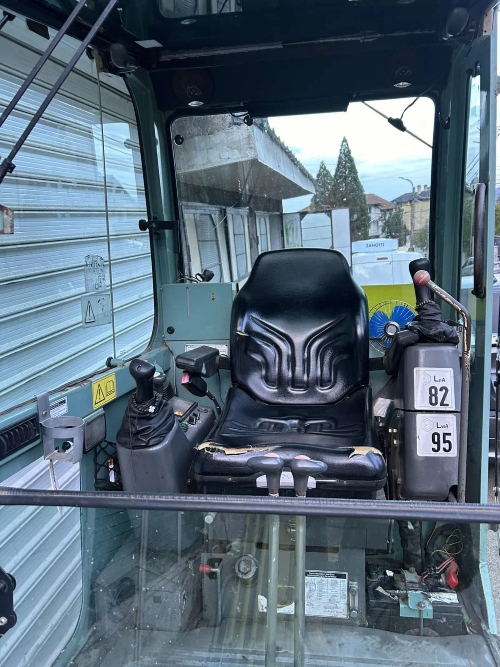 Багер Yanmar B-15 - изображение 8