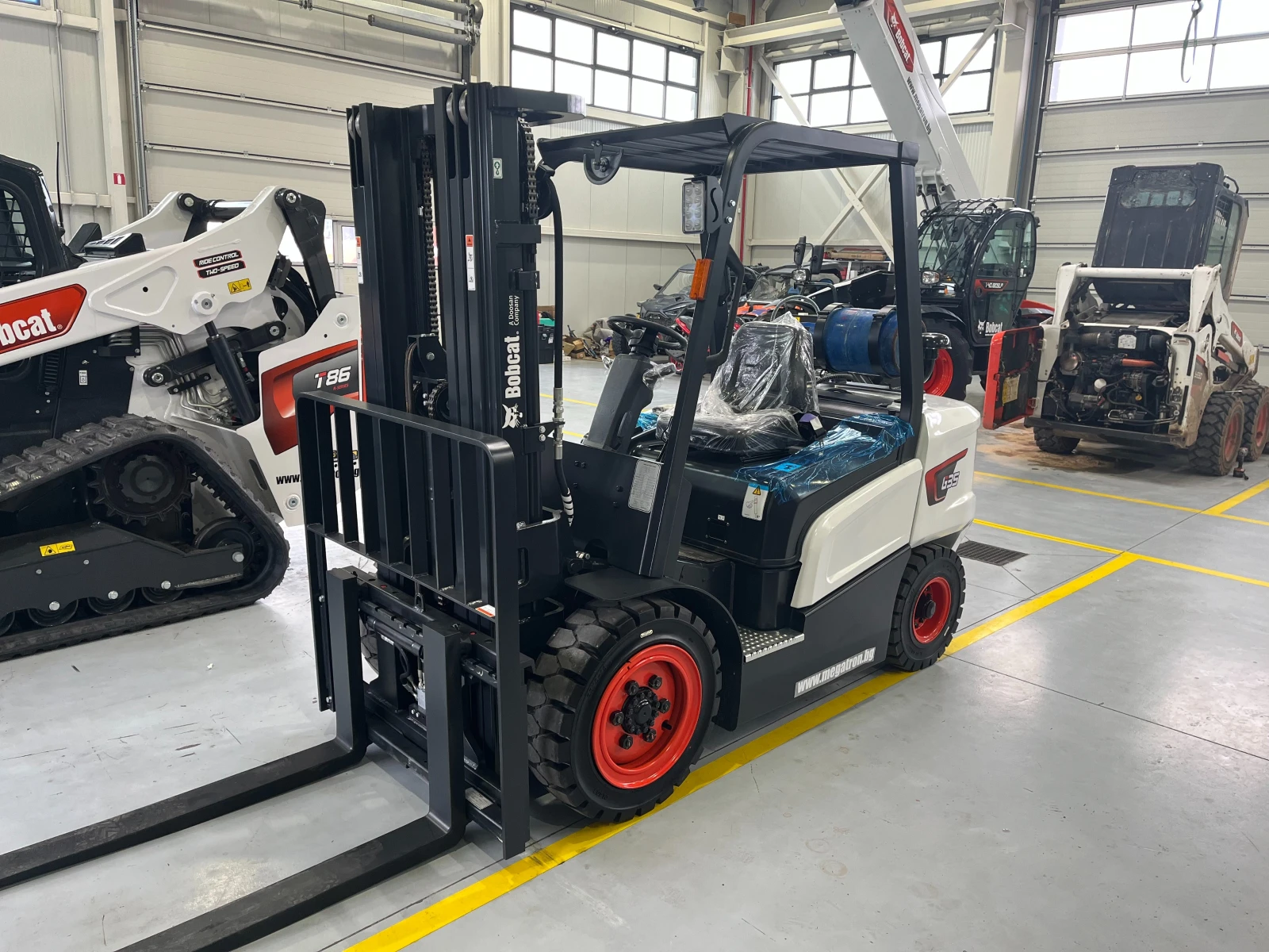 Мотокар Bobcat G35NXP, снимка 3 - Индустриална техника - 54837301