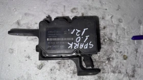  Спирачна помпа ABS за Chevrolet Spark 2012 - 95996701, снимка 1