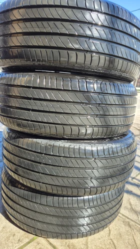 Гуми Летни 235/45R20, снимка 1