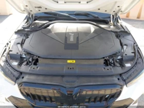 BMW i5 * eDrive40* КОЖА* ПОДГРЕВ* HARMAN KARDON* HUD* 360, снимка 9