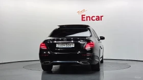 Mercedes-Benz E 300 4MATIC/AMG-LINE/FULL-ASSISTS/BURMESTER/SUNROOF, снимка 4