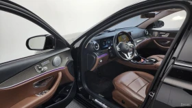 Mercedes-Benz E 300 4MATIC/AMG-LINE/FULL-ASSISTS/BURMESTER/SUNROOF, снимка 5