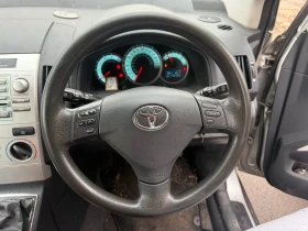 Toyota Corolla verso 2.2 D4-D 6ck 7 места !!!!ЦЯЛА ЗА ЧАСТИ!!!! - 1020 € / 1994.95 лв. - 43874447 12