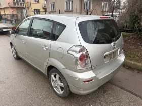 Toyota Corolla verso 2.2 D4-D 6ck 7 места !!!!ЦЯЛА ЗА ЧАСТИ!!!! - 1020 € / 1994.95 лв. - 43874447 5