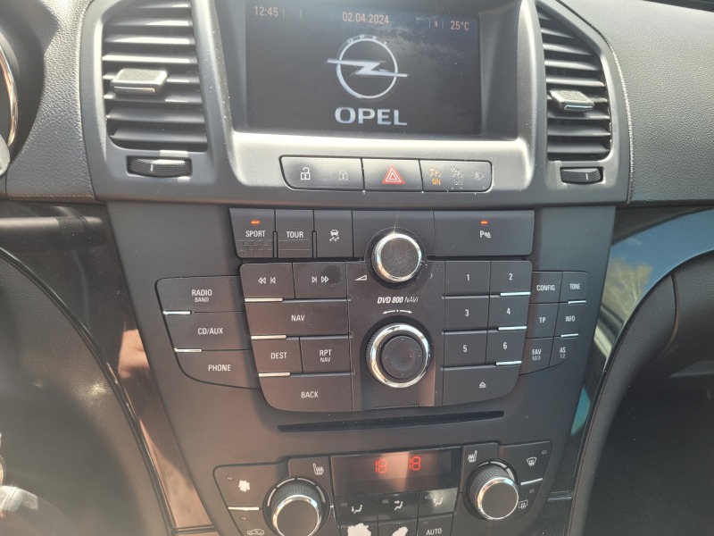 Opel Insignia 2.0 4x4, снимка 12 - Автомобили и джипове - 45078838