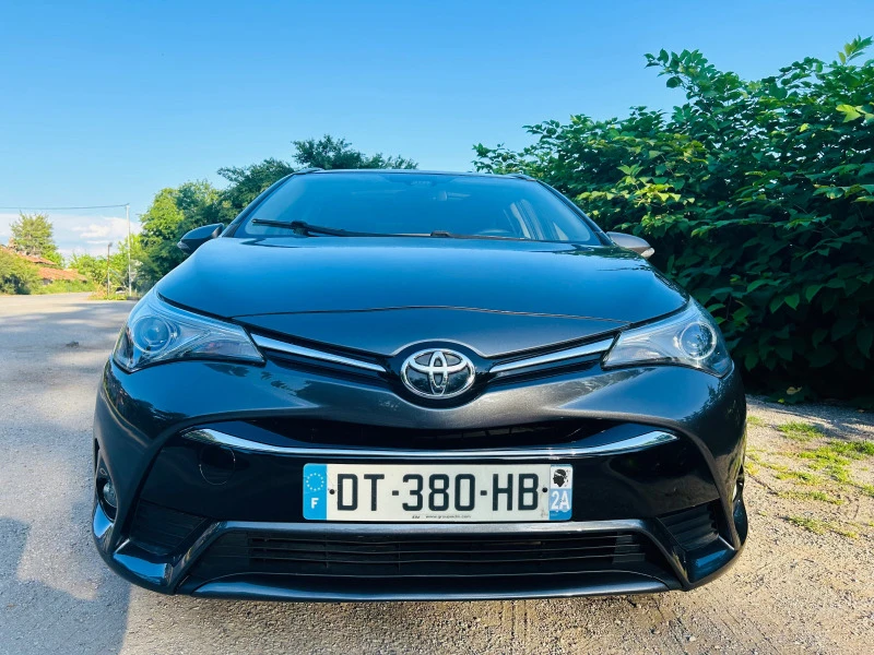 Toyota Avensis 2.0 idm, снимка 2 - Автомобили и джипове - 46162570