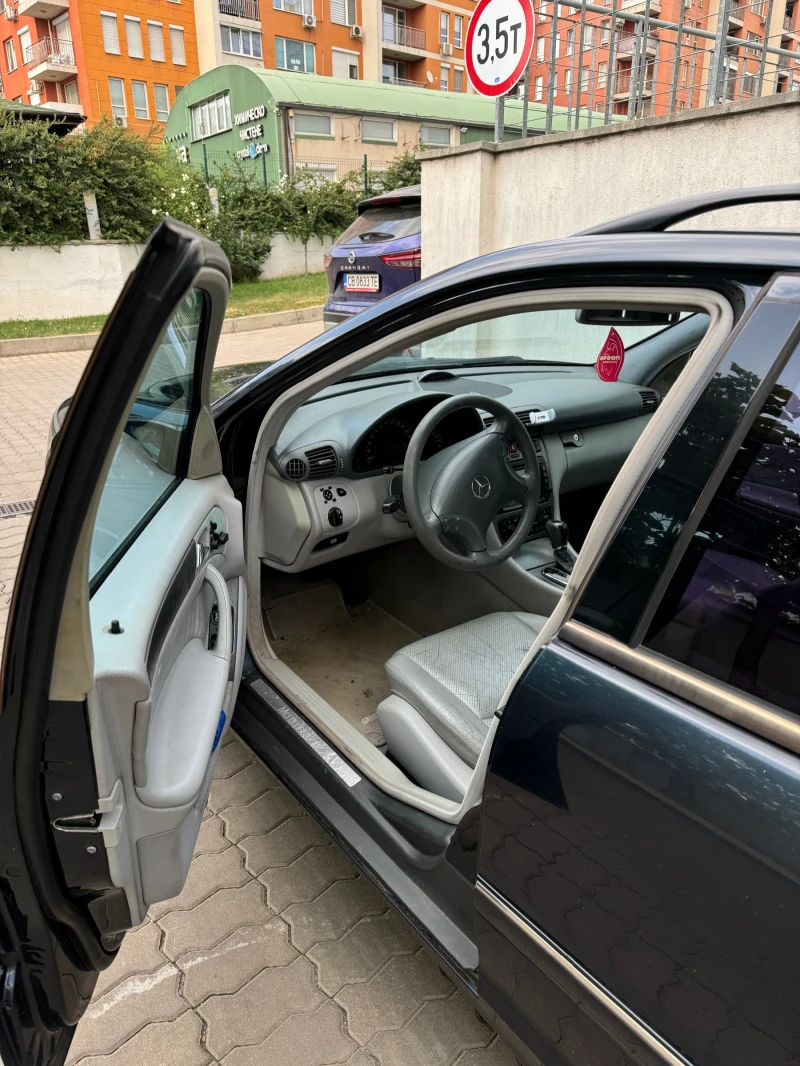 Mercedes-Benz C 320 4MATIC LPG, снимка 17 - Автомобили и джипове - 47057550