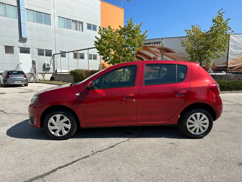 Dacia Sandero Turbo Автомат От България, снимка 2 - Автомобили и джипове - 47341296