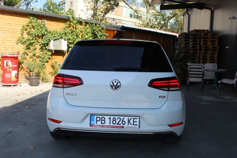 VW Golf 1.6TDI, снимка 9 - Автомобили и джипове - 47398311