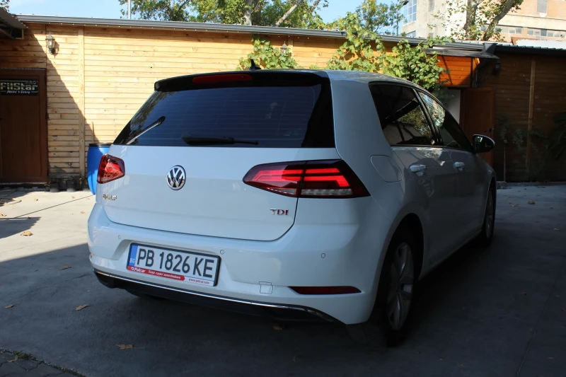 VW Golf 1.6TDI, снимка 12 - Автомобили и джипове - 47398311