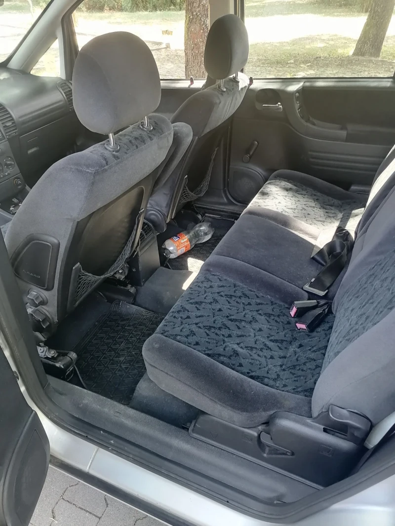 Opel Zafira 1.6 16v, снимка 8 - Автомобили и джипове - 51391770