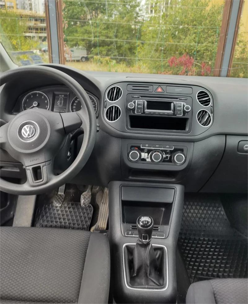 VW Golf Plus, снимка 6 - Автомобили и джипове - 51923725
