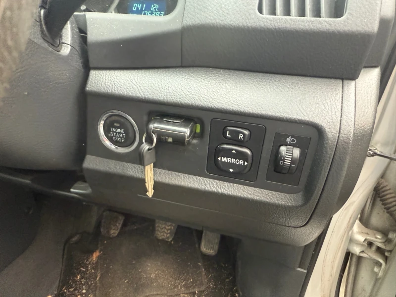 Toyota Corolla verso 2.2 D4-D 6ck 7 места !!!!ЦЯЛА ЗА ЧАСТИ!!!!, снимка 14 - Автомобили и джипове - 53020922