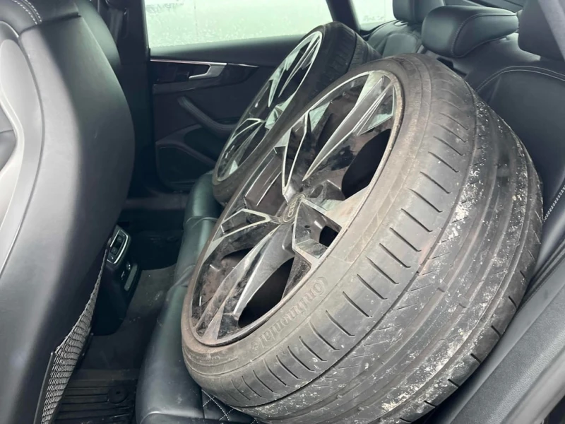 Audi S5 * Technik * CARFAX * БЕЗ ПЪРВОНАЧАЛНА ВНОСКА, снимка 10 - Автомобили и джипове - 53024509