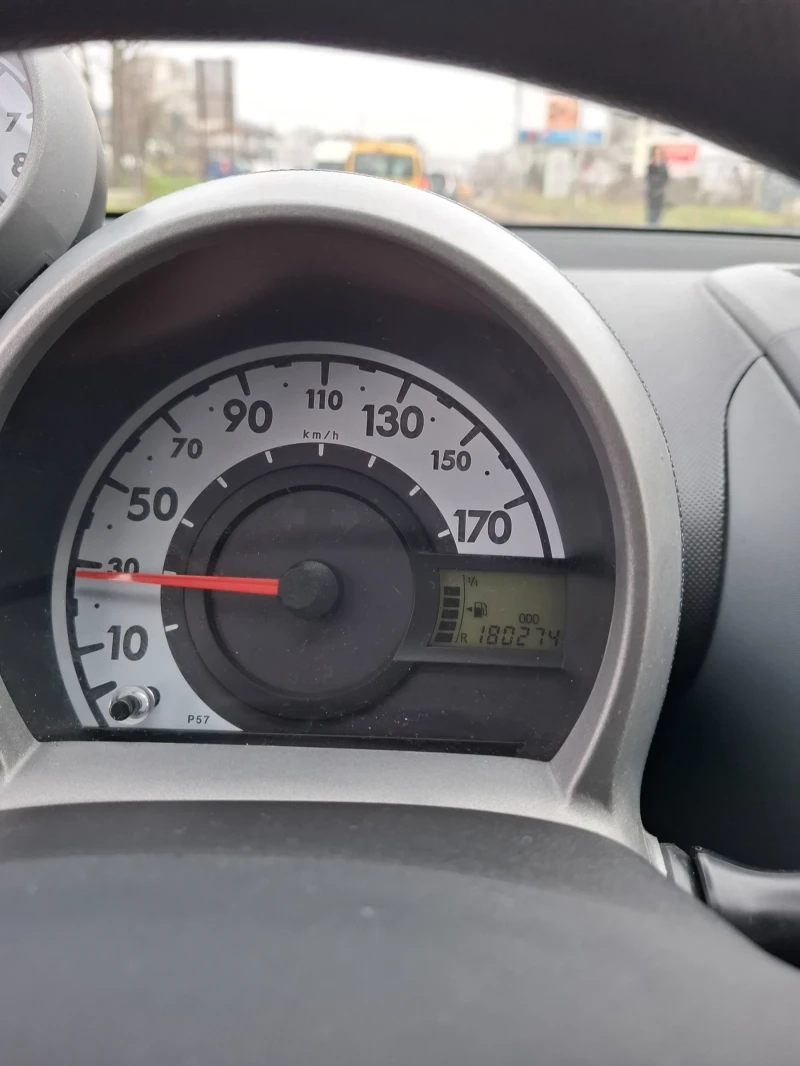 Peugeot 107, снимка 12 - Автомобили и джипове - 53202349