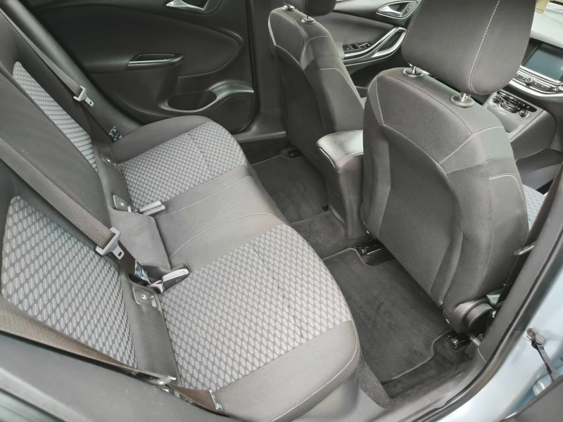 Opel Astra 1, 6 ТDCi-100k.c.HABИ, КАМЕРА, LED, FACELiFT, EBPO, снимка 13 - Автомобили и джипове - 53500209
