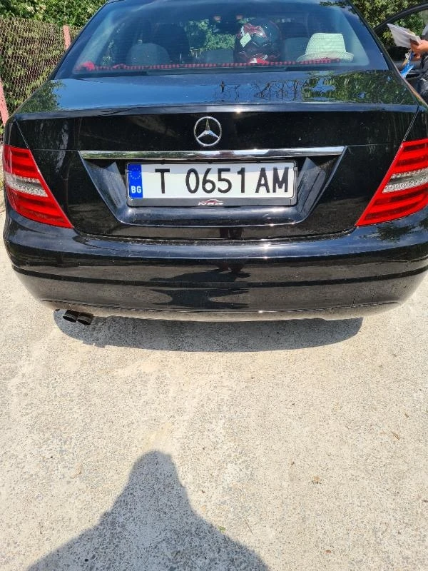 Mercedes-Benz C 180, снимка 2 - Автомобили и джипове - 47243330