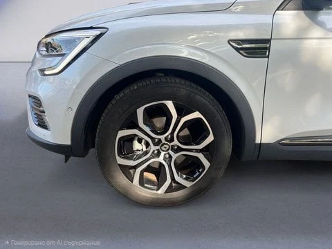 Renault Arkana 1.6 E-TECH, снимка 15 - Автомобили и джипове - 55336335