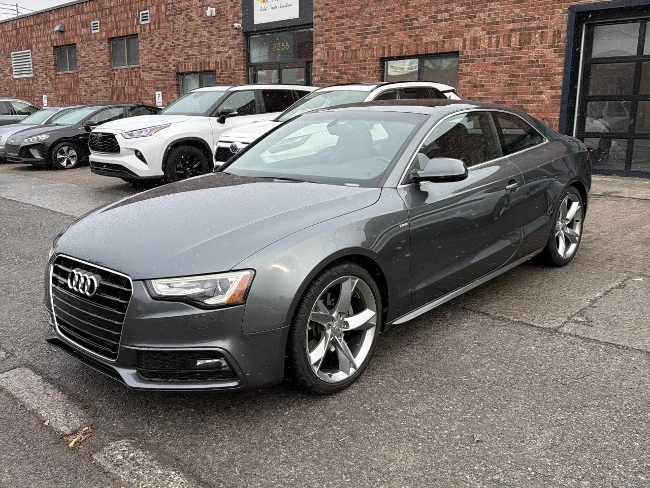 Audi A5 * АВТО КРЕДИТ* ЦЕНА ДО БГ * Сервизна история * , снимка 1