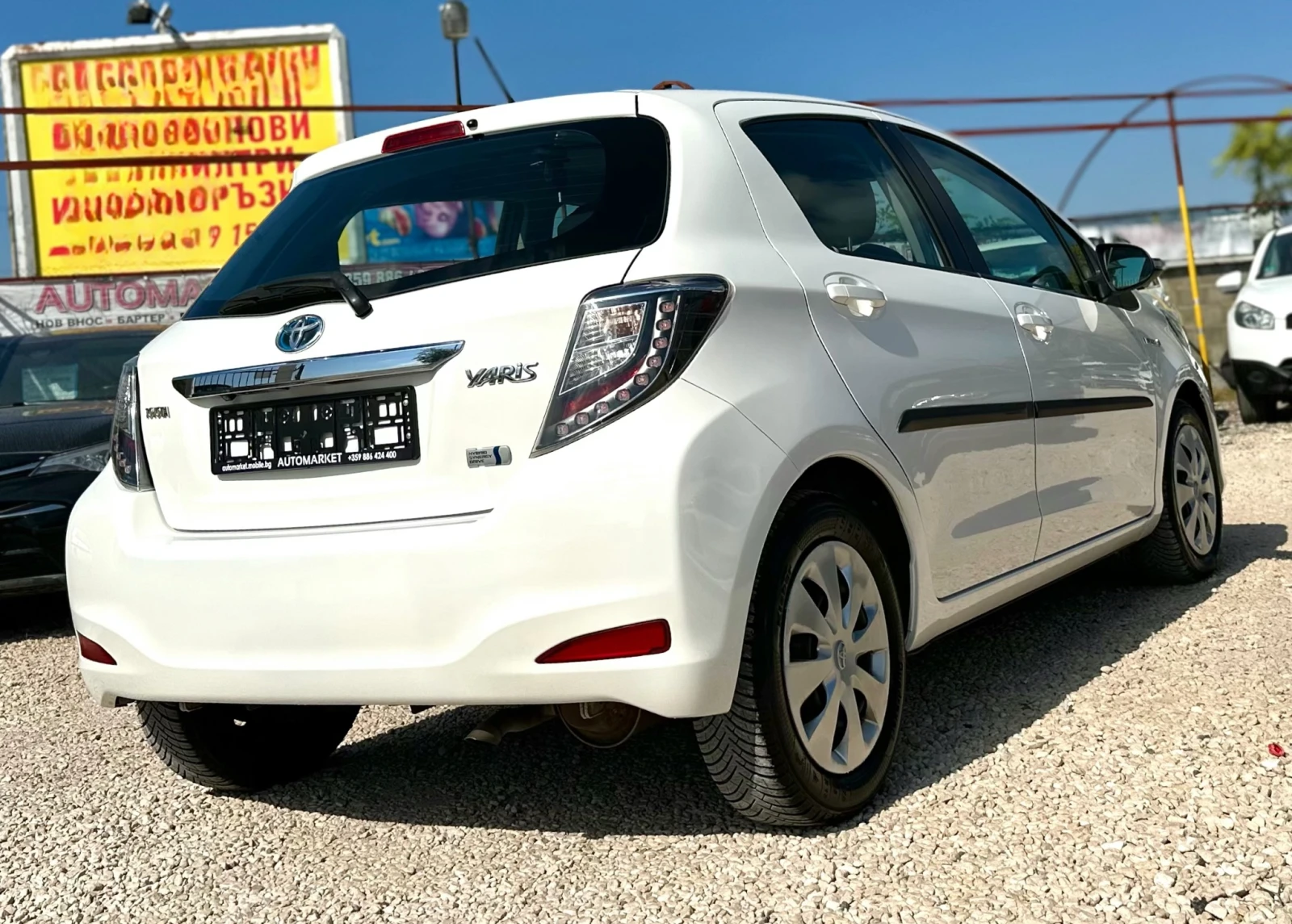 Toyota Yaris 1.5 HYBRID 100HP - изображение 6