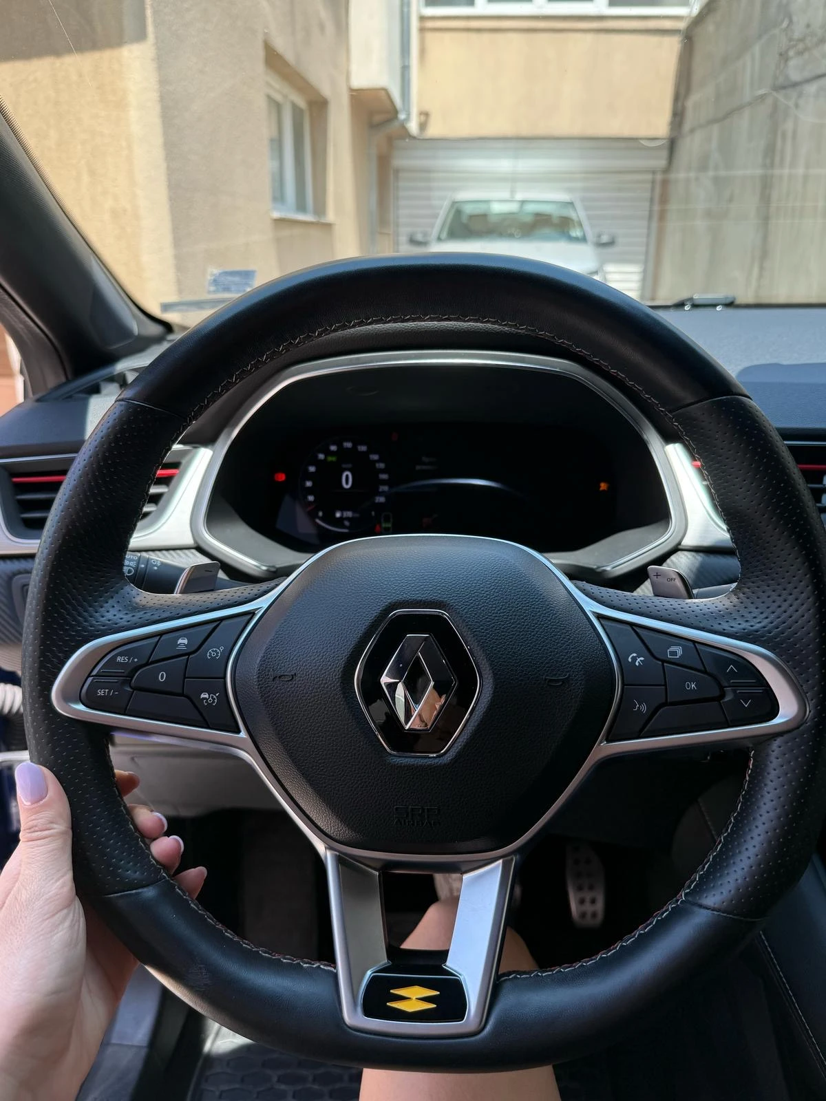Renault Captur RS Line, 160 к.с. - изображение 10