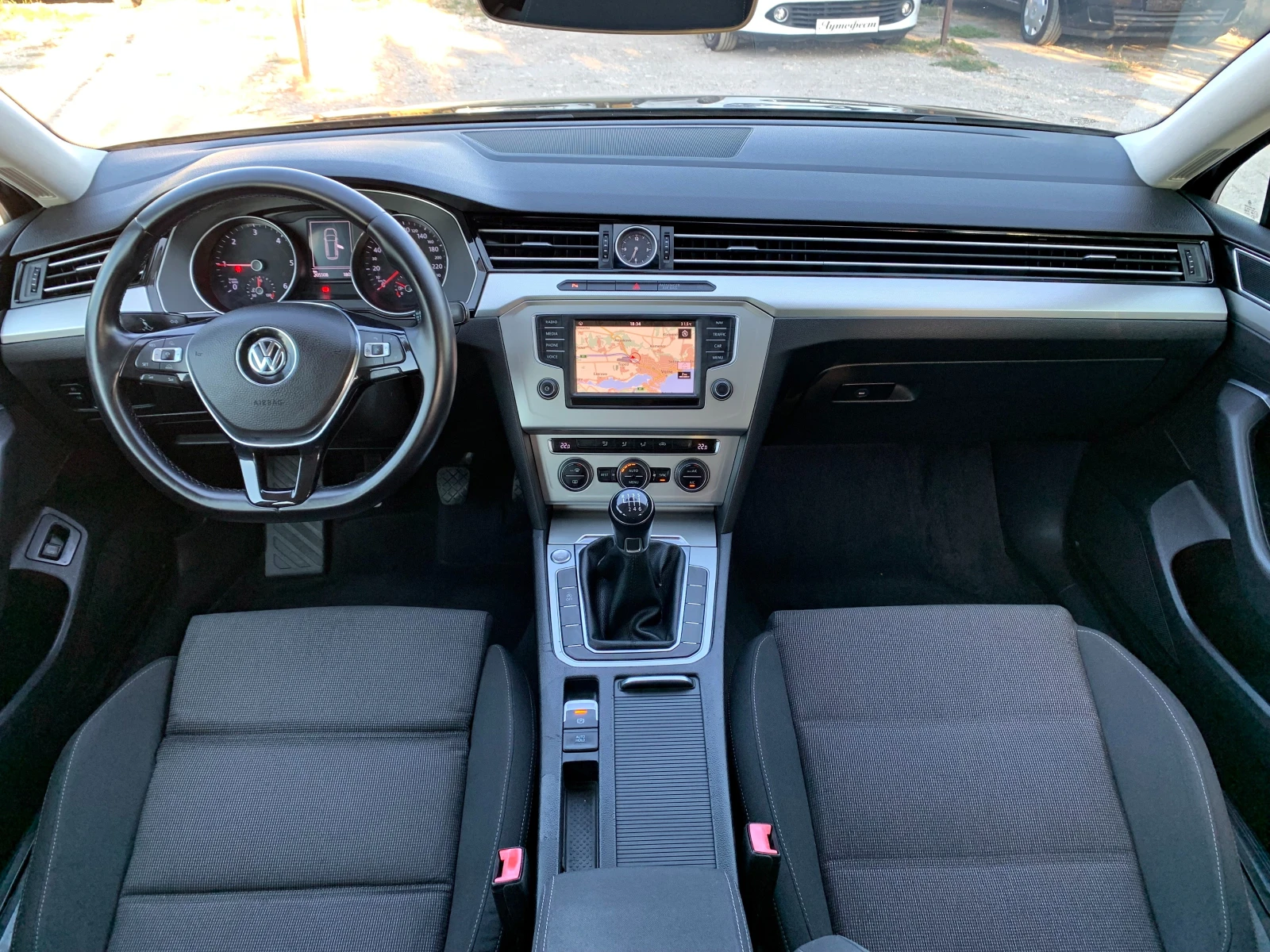 VW Passat 8 НАВИ ДИСТРОНИК ЕВРО-6В - изображение 9