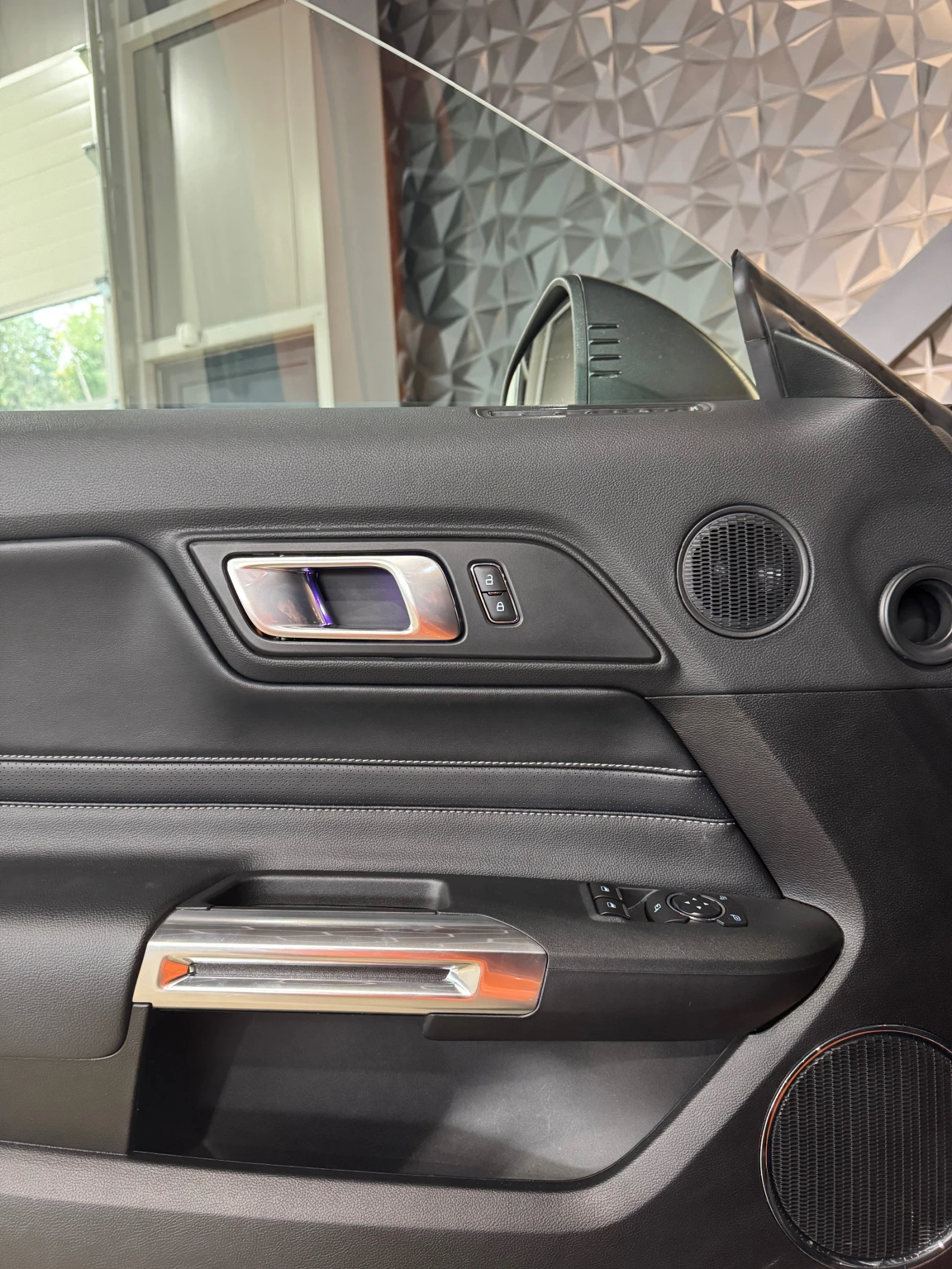 Ford Mustang MACH 1 5.0 * BANG & OLUFSEN * RECARO * Камера | Mobile.bg — изображение 10