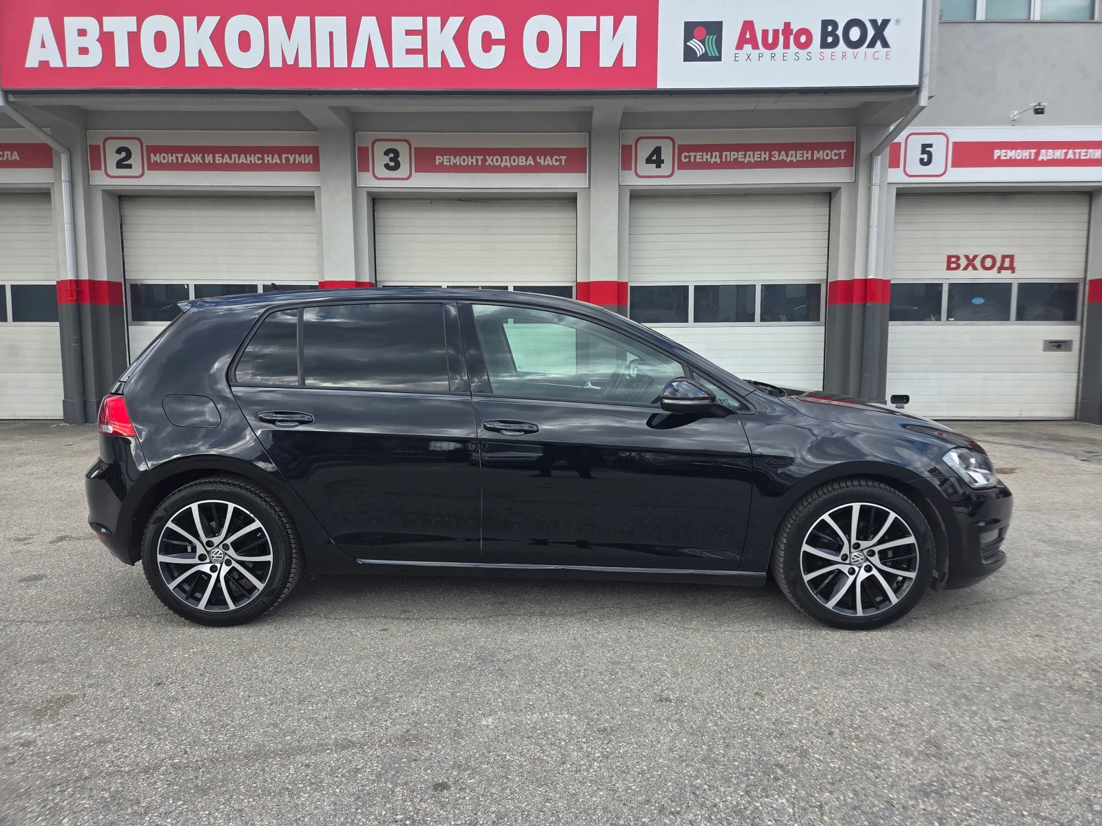 VW Golf 1.6 TDI/Executive/BlueMotion/Tech - изображение 6