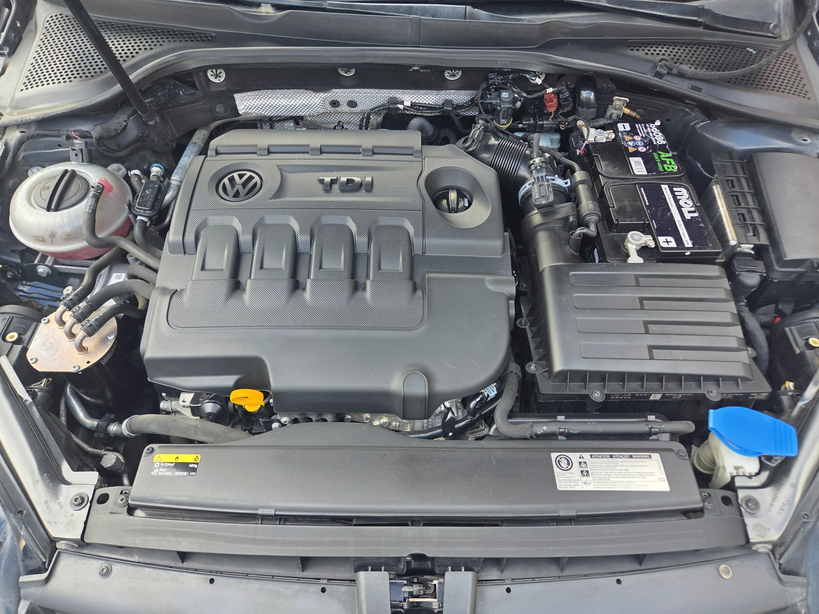 VW Golf 1.6 TDI/Executive/BlueMotion/Tech | Mobile.bg � ����������� 17
