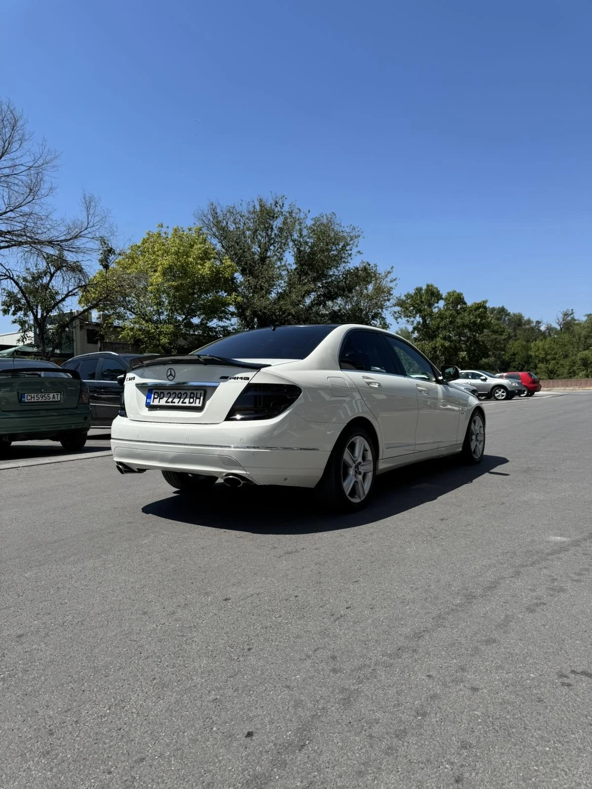 Mercedes-Benz 320  - изображение 4