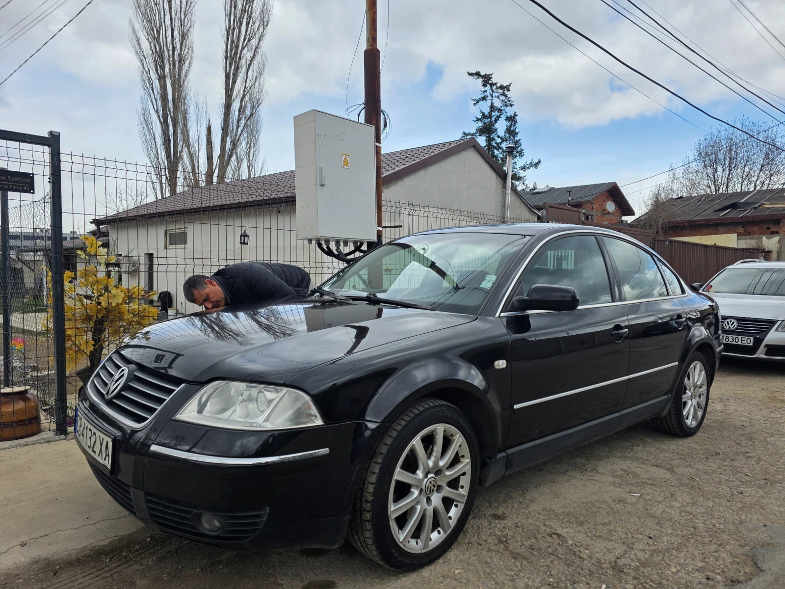VW Passat 1.9tdi, снимка 2 - Автомобили и джипове - 53939754