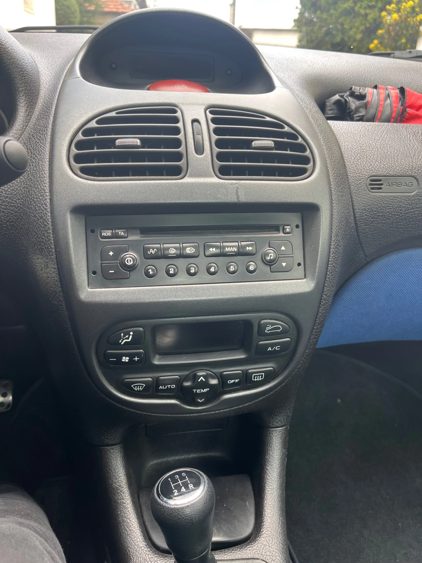 Peugeot 206 206 СС, снимка 8 - Автомобили и джипове - 54173126