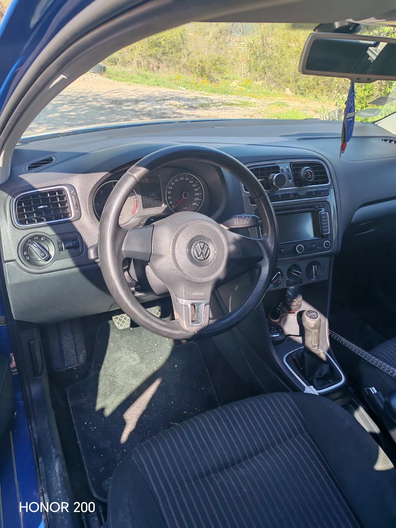 VW Polo, снимка 6 - Автомобили и джипове - 54365413