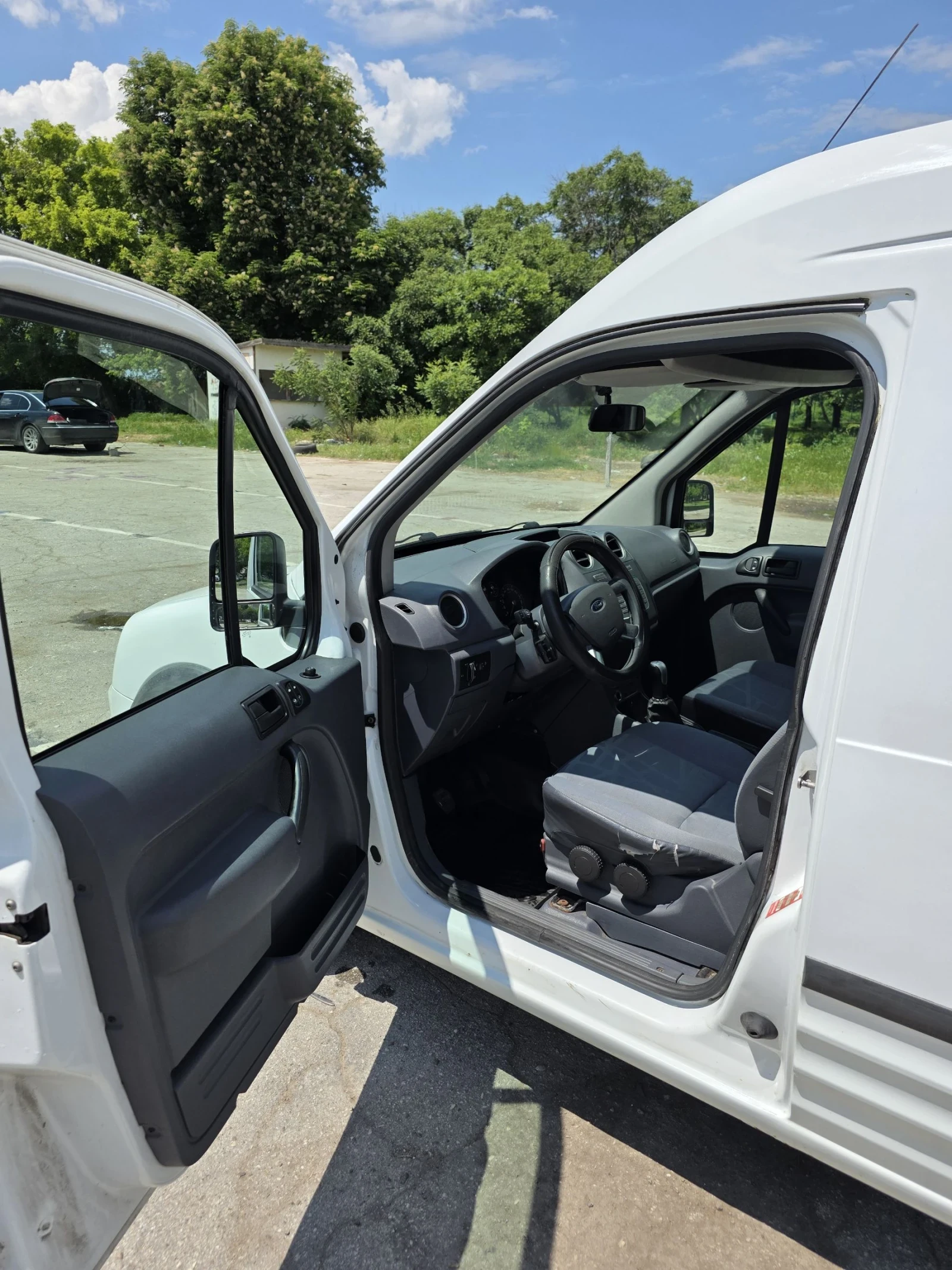 Ford Connect Transit, снимка 7 - Автомобили и джипове - 54641468