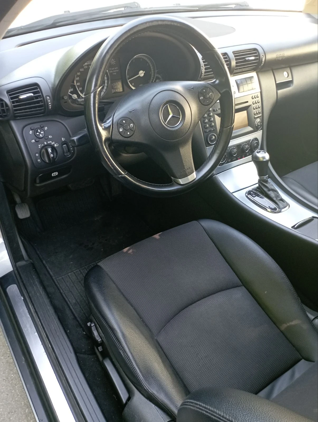 Mercedes-Benz CLC 180, снимка 7 - Автомобили и джипове - 54944206