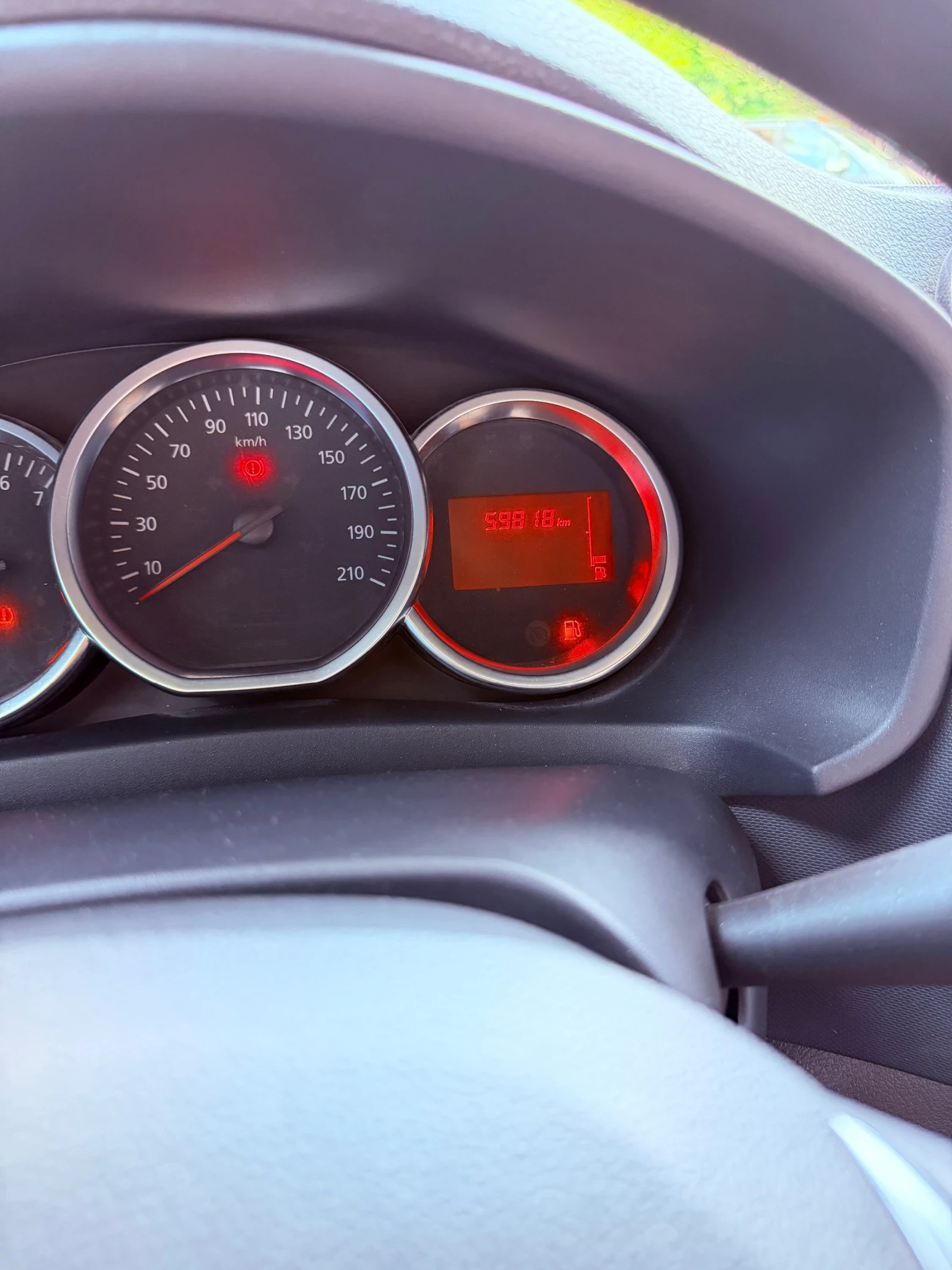 Dacia Logan, снимка 7 - Автомобили и джипове - 55151710