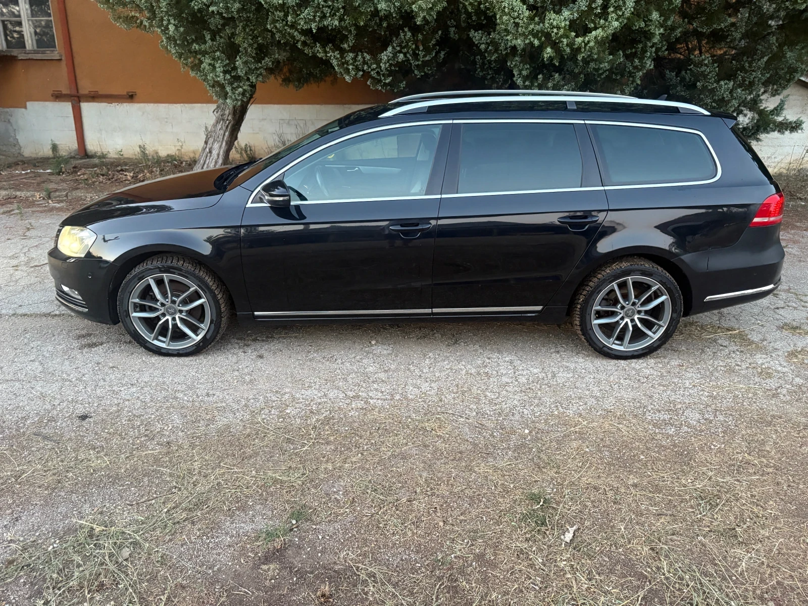 VW Passat 2.0 TDI * 4Motion* , снимка 2 - Автомобили и джипове - 55317209
