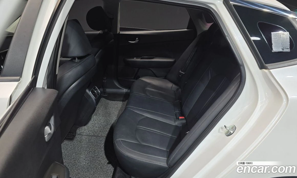 Kia K5 2.0 Luxury, снимка 13 - Автомобили и джипове - 55669061