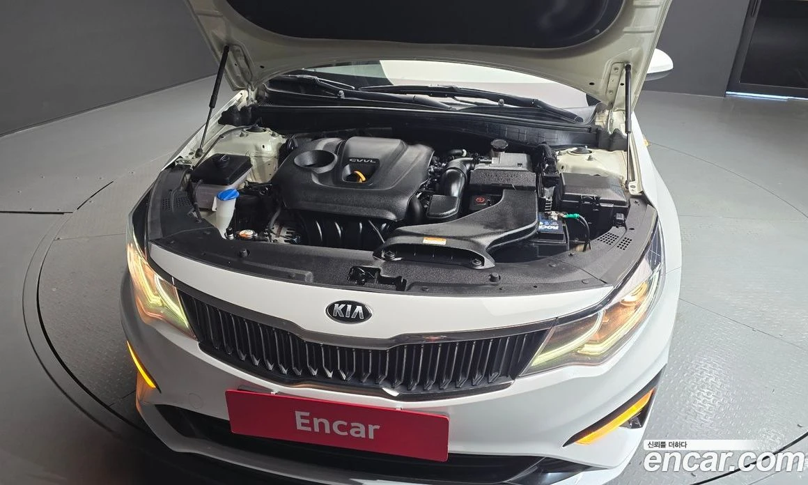 Kia K5 2.0 Luxury, снимка 6 - Автомобили и джипове - 55669061