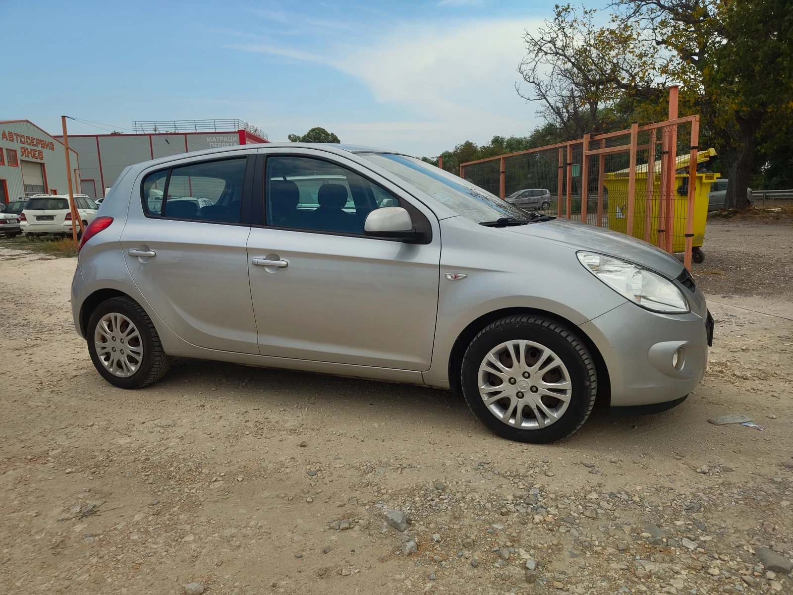 Hyundai I20, снимка 4 - Автомобили и джипове - 56629914
