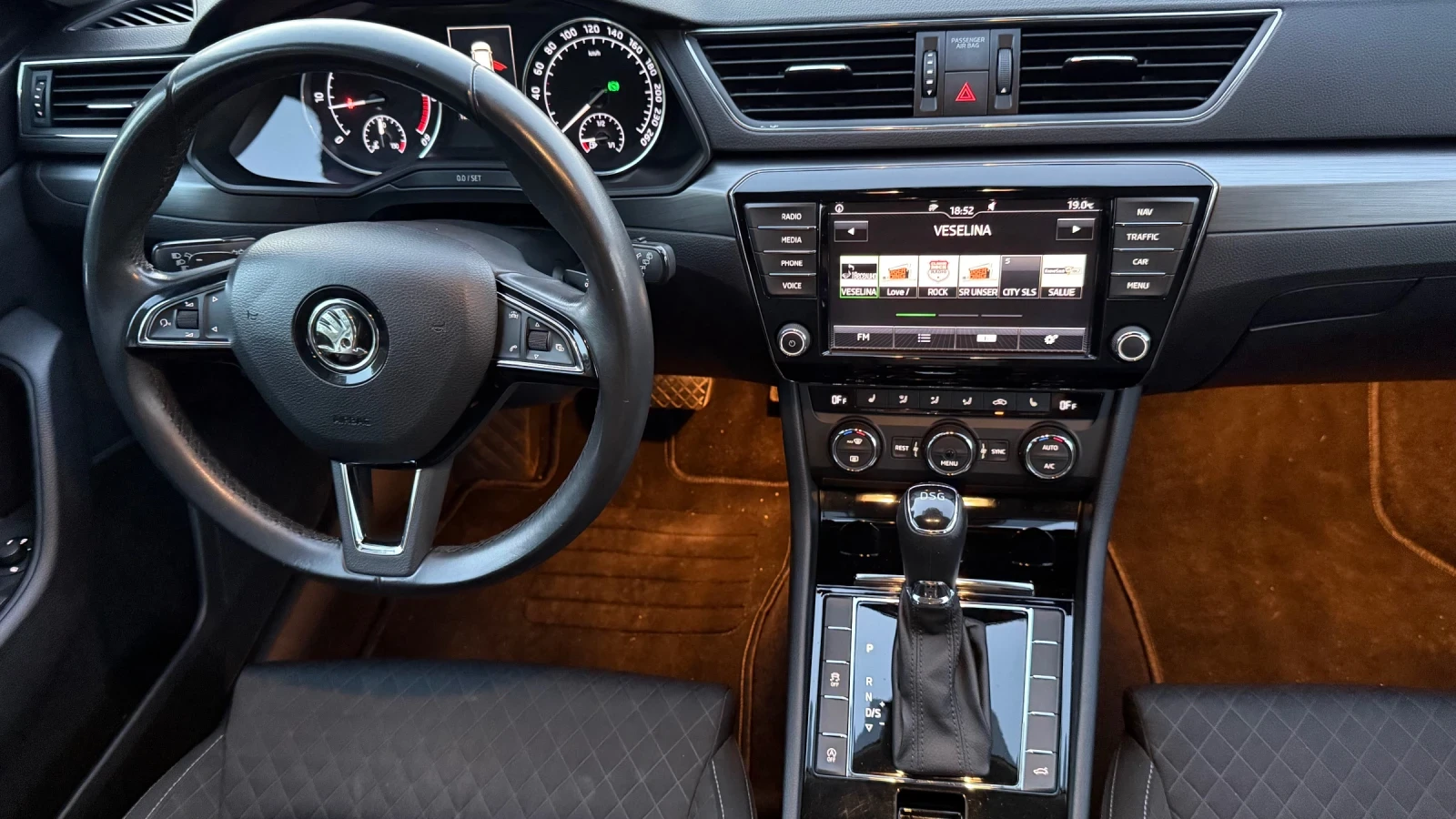Skoda Superb DISTONIC* DSG* �������* NAVI* TOP | Mobile.bg � ����������� 13