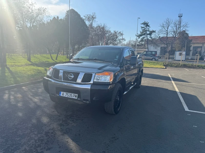 Nissan Titan king, снимка 1 - Автомобили и джипове - 48907694