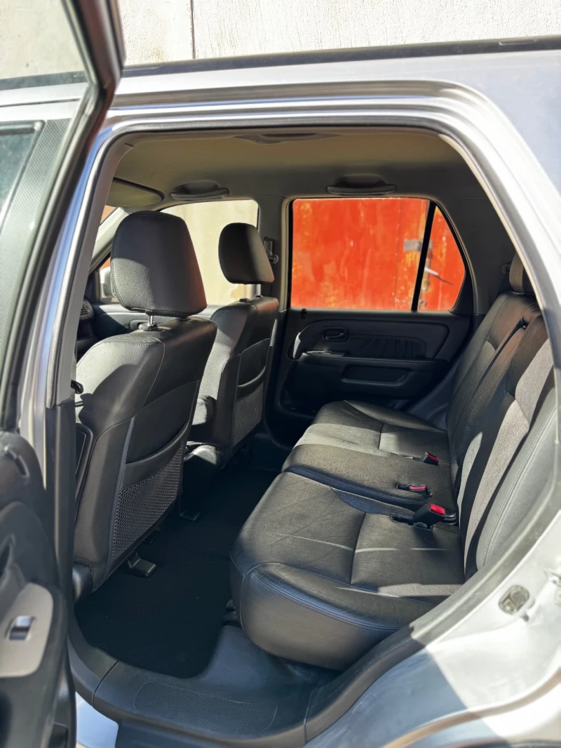 Honda Cr-v 2.0 Газ/Бензин, снимка 11 - Автомобили и джипове - 51525904