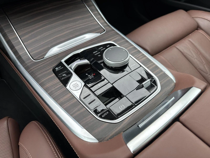 BMW X7 M60 XDRIVE H/K PANO HEAD UP 360, снимка 11 - Автомобили и джипове - 51608887