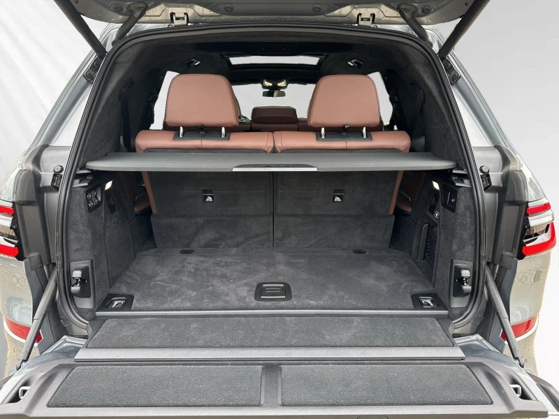 BMW X7 M60 XDRIVE H/K PANO HEAD UP 360, снимка 17 - Автомобили и джипове - 51608887