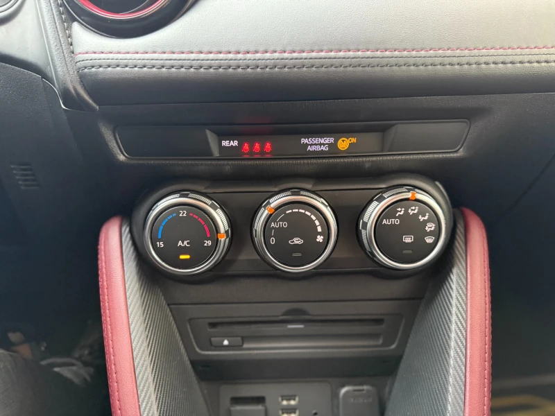 Mazda CX-3 6 МЕСЕЦА ГАРАНЦИЯ/1.5D Sky Active 105к.с. , снимка 13 - Автомобили и джипове - 52668961
