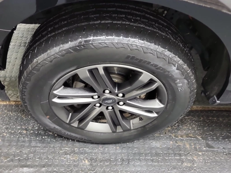 Ford F150 * LARIAT CREW CAB SHORT BED * CARFAX * БЕЗ ПЪРВОНА, снимка 17 - Автомобили и джипове - 52778613